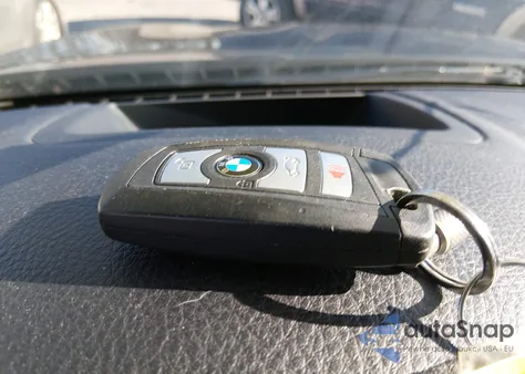 2015 BMW 528I xDrive z USA, uszkodzony, nr VIN WBA5A7C50FD625340